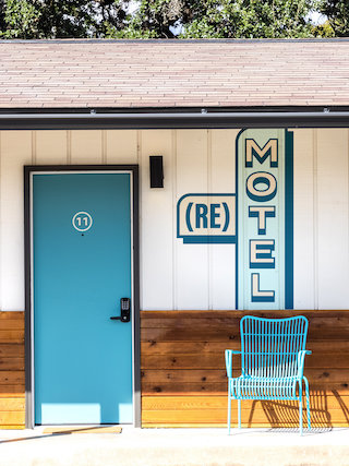 (Re)Motel